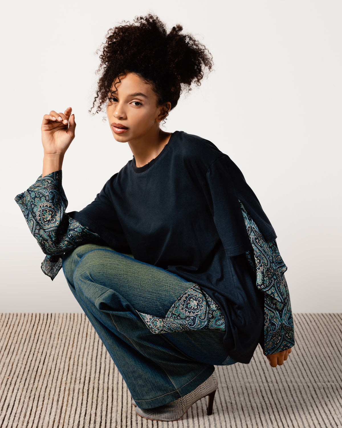 THE PAISLEY SLEEVED TOP