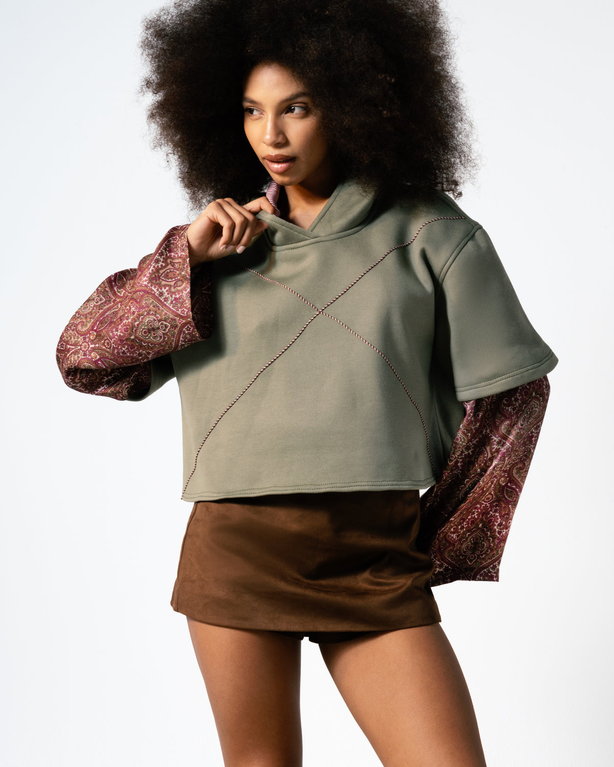 THE PAISLEY CROPPED SWEATER