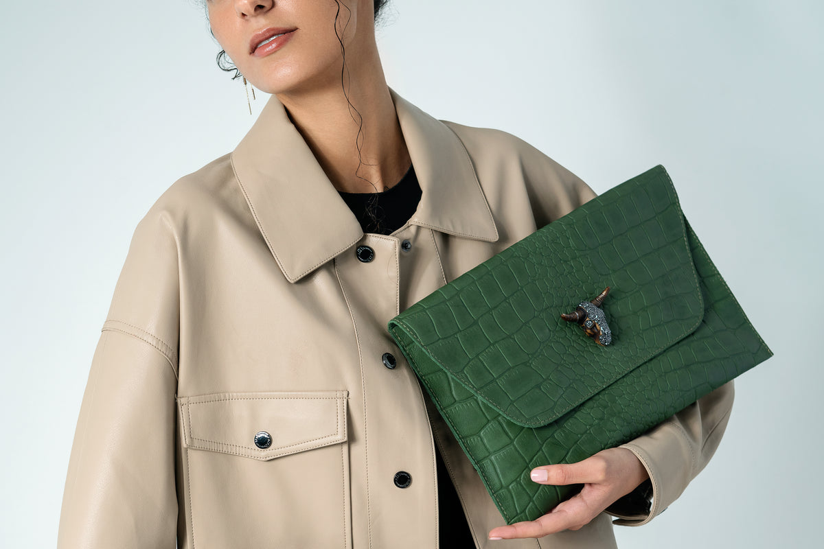 CROCO CLUTCH