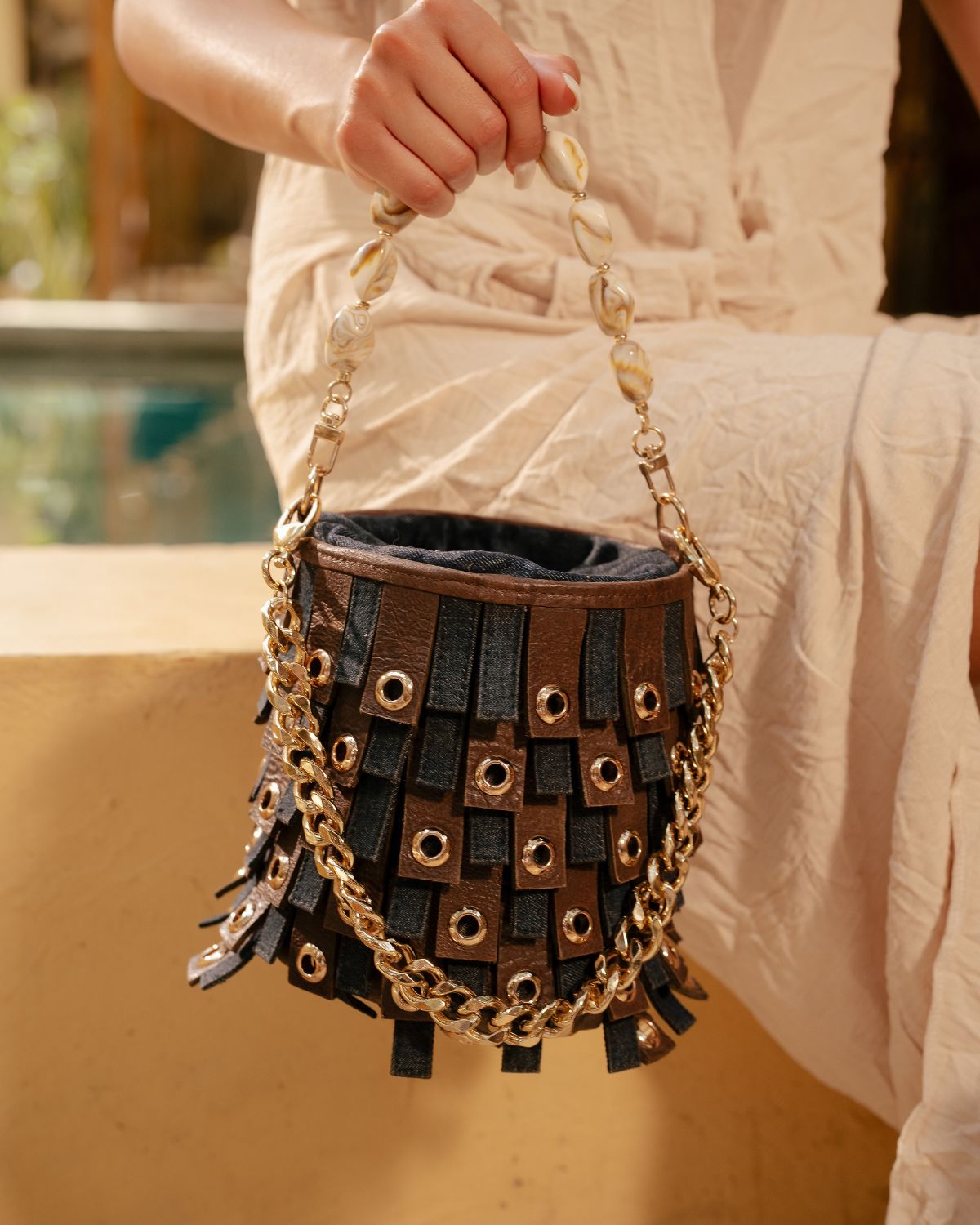 THE HERA BUCKET BAG