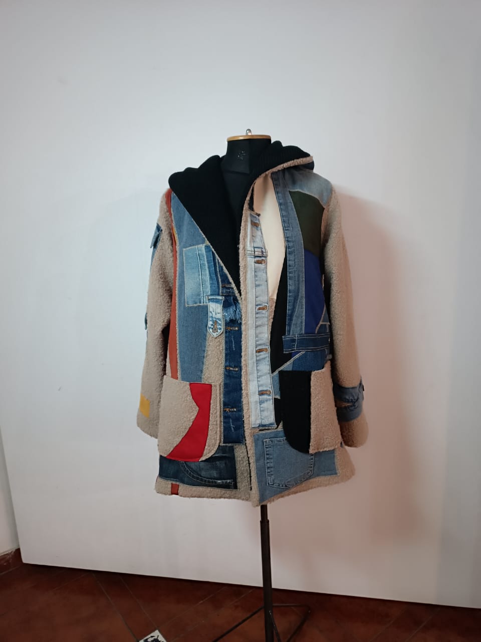 ELVASTON COAT