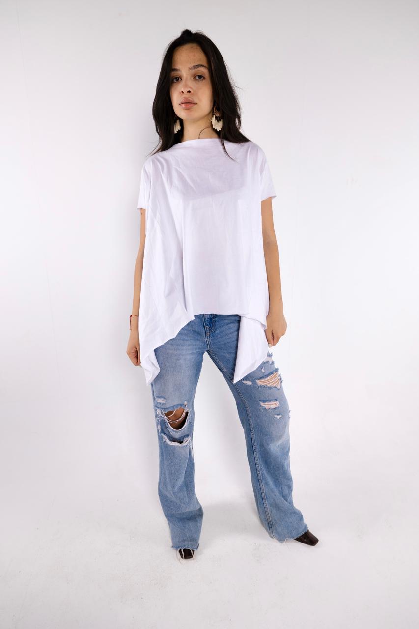 White oversized T-shirt with fringes
