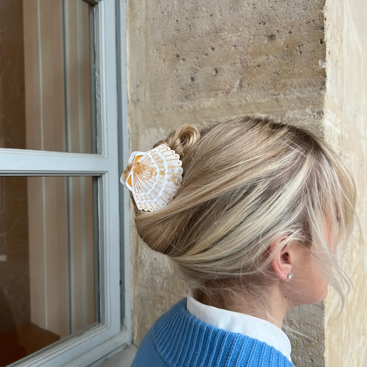 Seashell hair claw clip UK, hand painted acetate hair accessory with strong hold