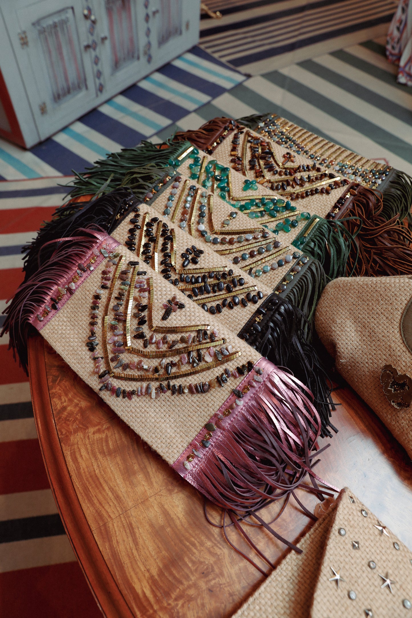 THE ZAYA CLUTCH